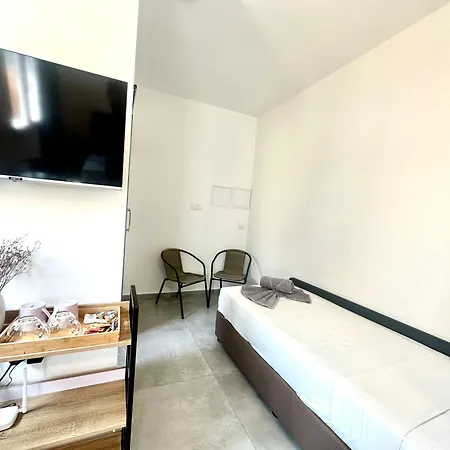 Golden Sun - Adults Only Ajia Napa