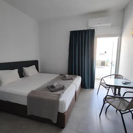 Golden Sun - Adults Only Guest house