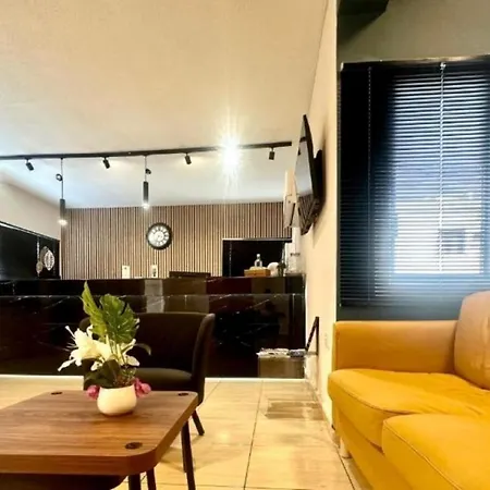 בית הארחה Golden Sun - Adults Only 3*