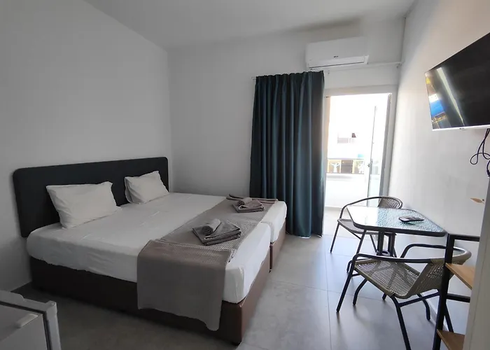 Golden Sun - Adults Only Guest house